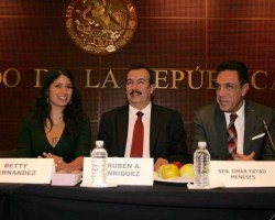 1a. Entrega de Premios "Amante de México" - Senado de la República